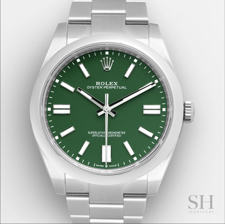 Rolex Oyster Perpetual41 41mm Steel Green Dial Stick Markers 2023 Ref m124300-0005 (#552)