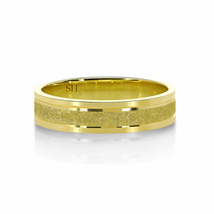 thumb_caption: Pictured with 18k yellow gold|thumb_group:1