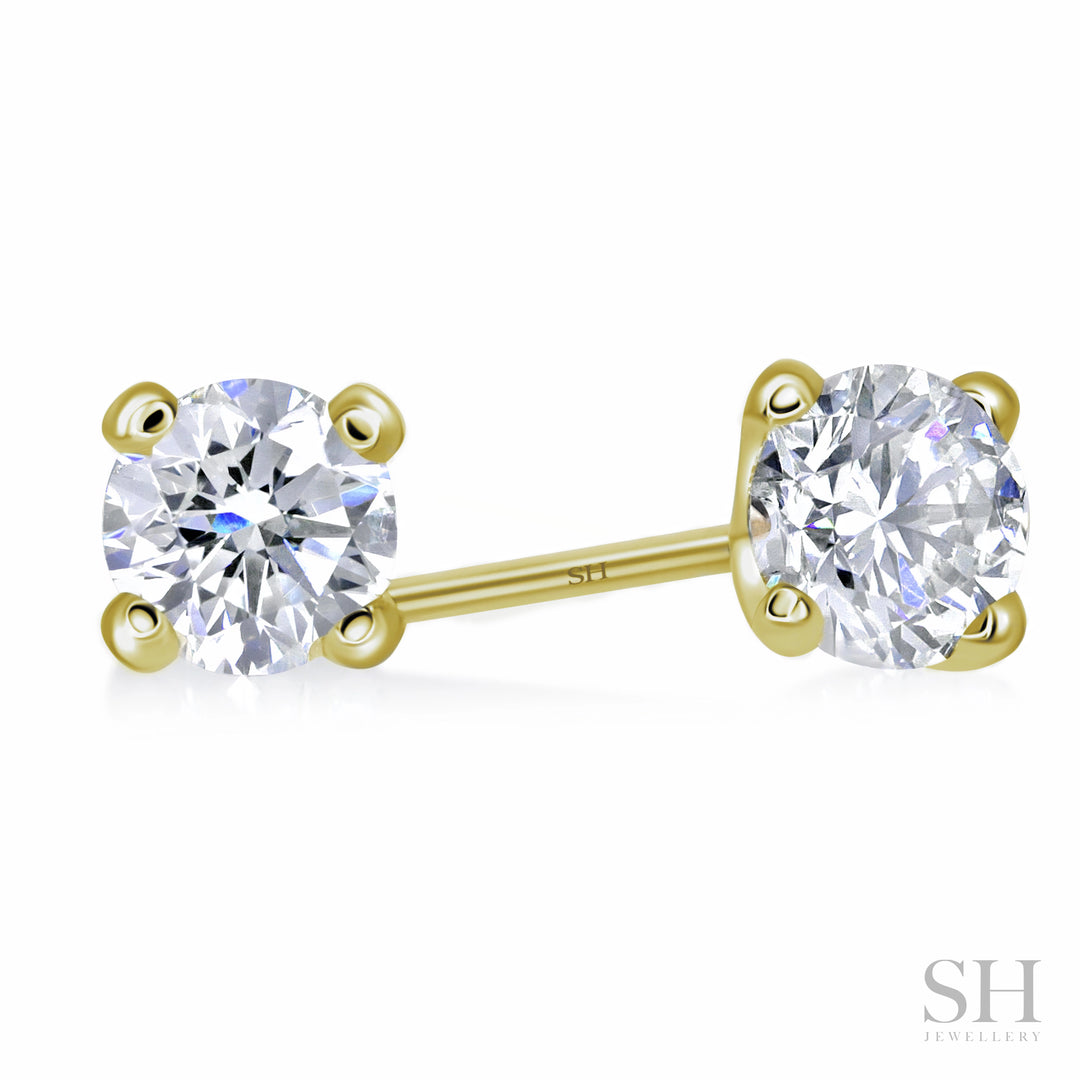 4-Claw Minimalistic Solitaire Diamond Stud Earrings - W0657