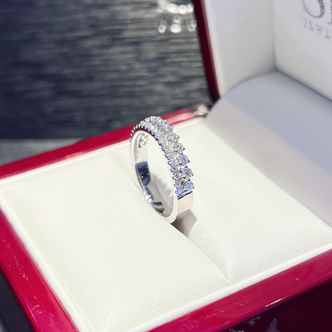 Orbit and Pavé Unified Diamond Band - W1031