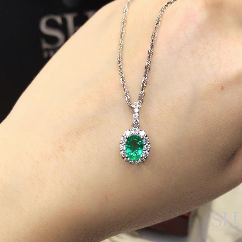 Green hot sale emerald necklace