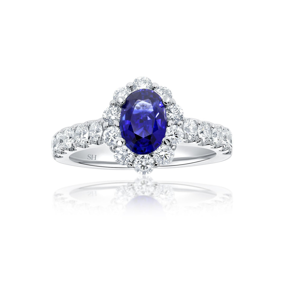 Bright halo sapphire ring - W0438