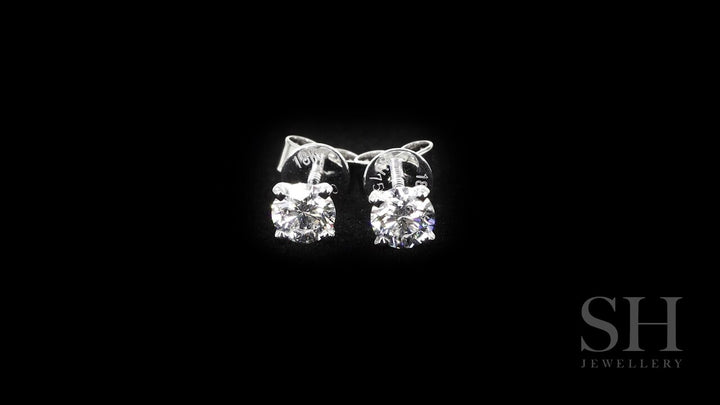 video:BJOBBX13Agk|video360:true|caption:Shown with 0.90ct TW centre diamonds (0.45ct each)|option:Carats=0.90 carat|thumb_caption:0.90ct TW centre diamonds (0.45ct each)|thumb_group:3