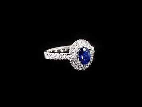 video:OMtfAnczXEc|video360:true|caption:Shown with 0.80ct sapphire.|option:Carats=0.8 carat|thumb_caption:0.80 carat|thumb_group:2