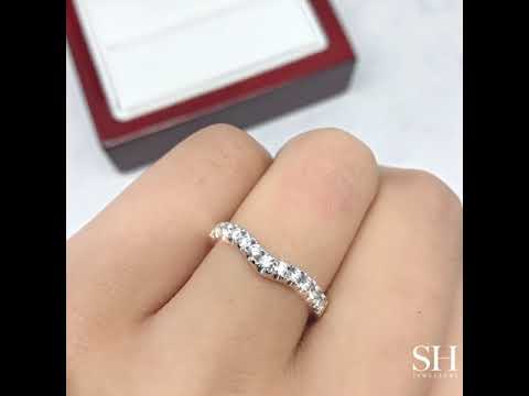 Curved pavé set women's diamond wedding band (2.6mm) - W0180